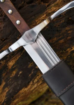 Langes Messer mit Lederscheide, um ca. 1510