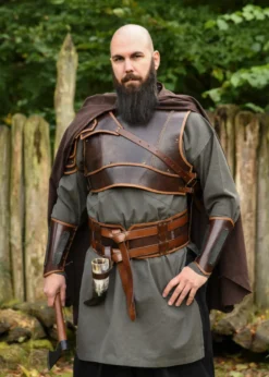 Leder Armschützer Arnulf mit Metalldetails, braun, Paar