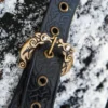 Ledergürtel mit Prägung in keltischem Muster, schwarz