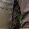 Lederrüstung / Brustpanzer mit gekreuzten Bändern