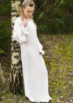 Leichtes Mittelalter Unterkleid mit Crinkleeffekt, weiß