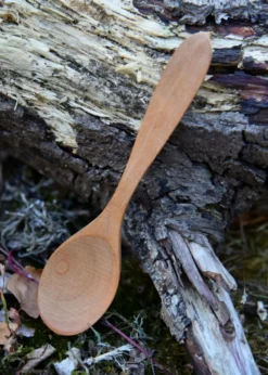 Löffel aus Kirschholz, ca. 17 x 4 cm