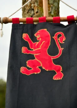 Mittelalter Fahne mit Löwe, schwarz - rot