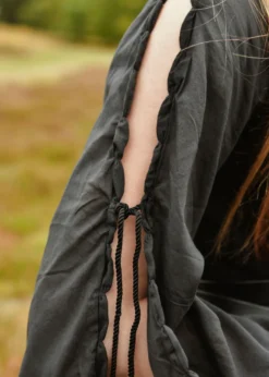 Mittelalter Kleid Ingrid mit Schnürung am Rücken, schwarz