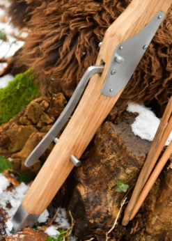 Mittelalterliche Armbrust aus Holz und Stahl, inkl. 3 Bolzen aus Holz