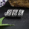 Mittelalterliche Bartperle mit keltischem Knoten aus Silber