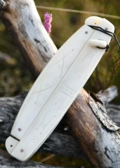 Mittelalterlicher Kamm aus Knochen, 12 cm