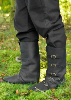 Mittelalterliche Stiefel mit Schnallen, schwarz