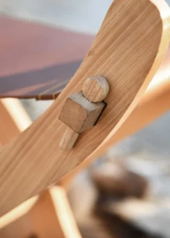 Mittelalter-Scherenstuhl mit Ledersitz
