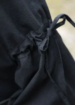 Mittelalter-Unterkleid Burglinde mit Trompetenärmeln, schwarz