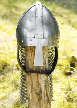 Nasalhelm mit Wangenklappen und Brünne, 2 mm Stahl