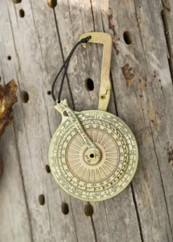 Nokturnal, Taschen-Sternenuhr und Gezeitenrechner aus Messing
