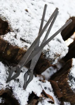 Paar handgeschmiedeter Sarwürkerzangen aus Stahl