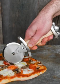 Pizzaschneider Pizzaroller Wikinger Schwert