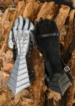 Plattenhandschuhe, blank, vernietet und vernäht