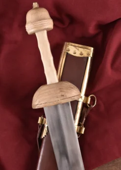 Pompeji Gladius mit dunkler Scheide und Riemen