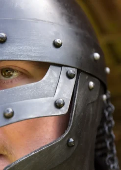 Raven Helm, brüniert