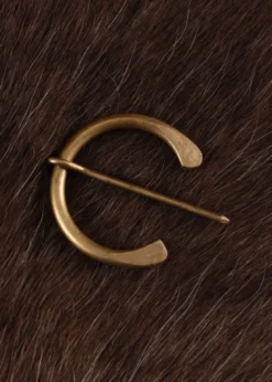 Ringfibel aus Messing
