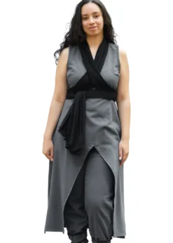 Ärmelloses Kleid Ilora mit Schal/Gürtel, grau