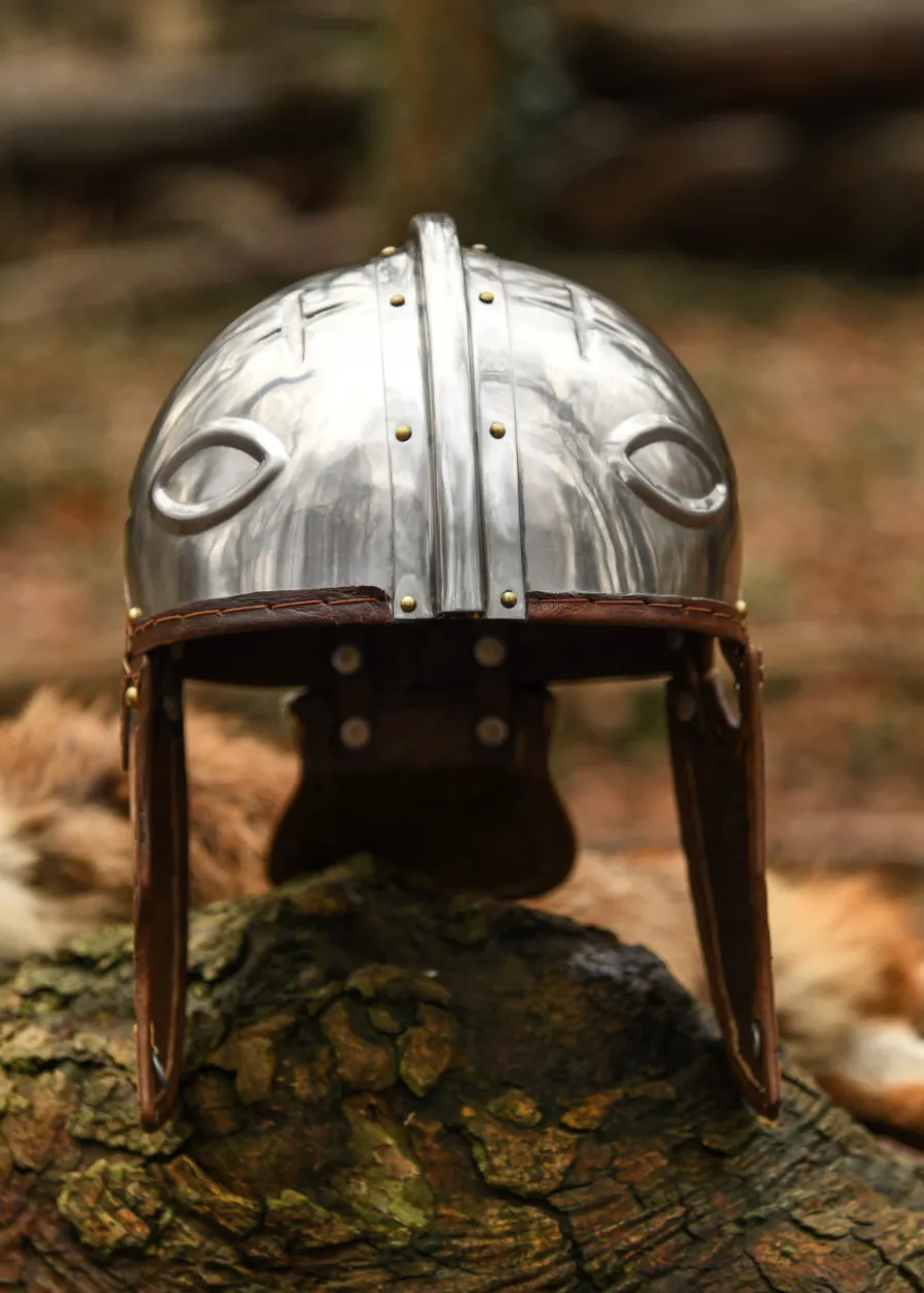 Römerhelm Intercisa II, Stahl