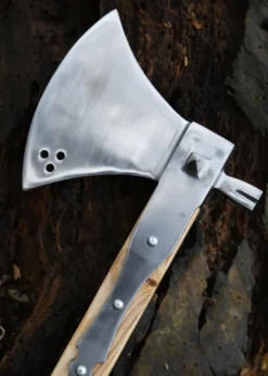 Schlachtaxt mit Hammer, 16. Jahrhundert