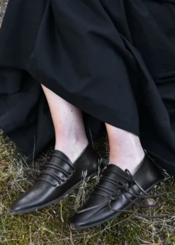Schnürschuh, Spätmittelalter