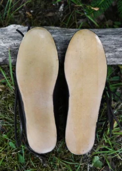 Schnürschuh, Spätmittelalter