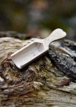 Schäufelchen aus Buchenholz, flacher Griff, ca. 6 x 1,8 cm