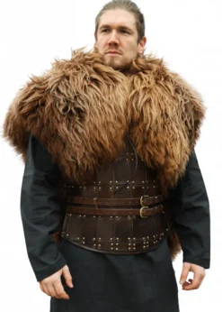 Schulterfell, Fellumhang Berserker Braun