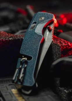 SOG TRIDENT AT - UNIFORM BLUE - TANTO, Taschenmesser