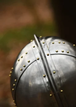 Spätrömischer Kavallerie Helm (Burgh Castle), Stahl