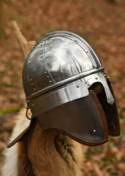 Spätrömischer Kavallerie Helm (Burgh Castle), Stahl