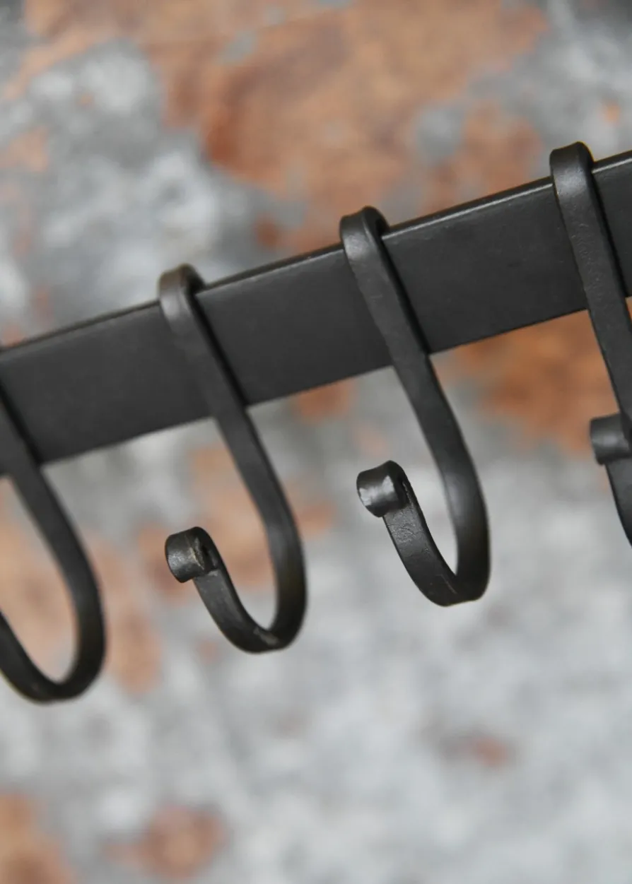 Stange zur Wandbefestigung mit 6 abnehmbaren Haken