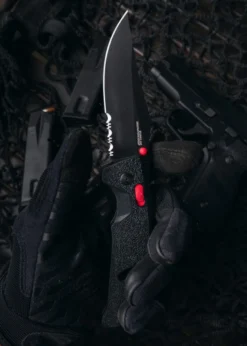Taschenmesser Trident AT, schwarz, rot, Teilwellenschliff, SOG