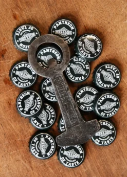 Thorshammer-Flaschenöffner mit Logo - Wacken Brauerei