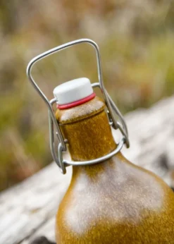 Tonflasche mit Bügelverschluss, 0,5 Liter