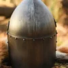 Topfhelm mit klappbarem Visier, 1,6 mm Stahl, Antikfinish