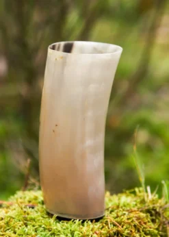 Trinkbecher aus Horn ohne Henkel (ca. 200 ml)