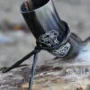 Trinkhorn mit Ständer - Mjölnir, Thorshammer