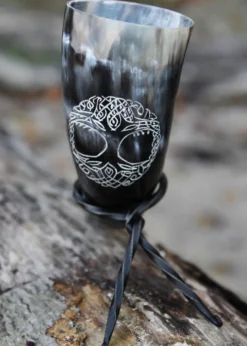 Trinkhorn mit Ständer - Yggdrasil