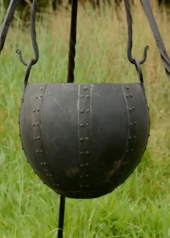 Vernieteter Lagertopf aus Stahl, ca. 10 Liter