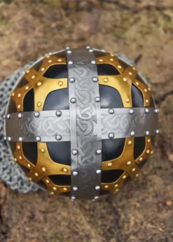 Wikinger Brillenhelm, Spangenhelm mit Brünne