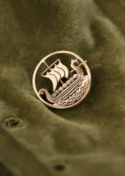 Wikinger Brosche mit Drachenboot, aus Bronze