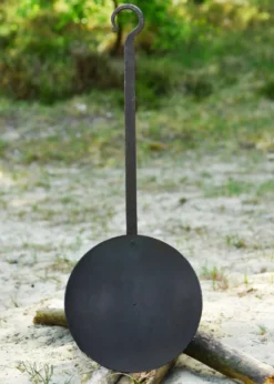 Wikingerpfanne mit langem Griff