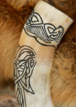 Wikinger-Trinkhorn mit Fenrir-Motiv