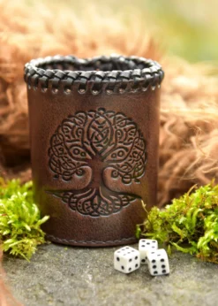 Würfelbecher aus Leder mit Yggdrasil-Prägung, braun