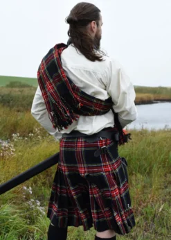 8 Yard Kilt, Schottenrock, Black Stewart Tartan